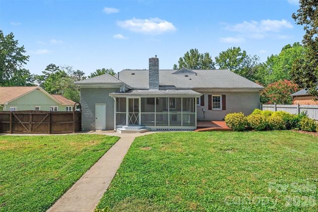 5734 Faulconbridge Road, Charlotte, NC 28227