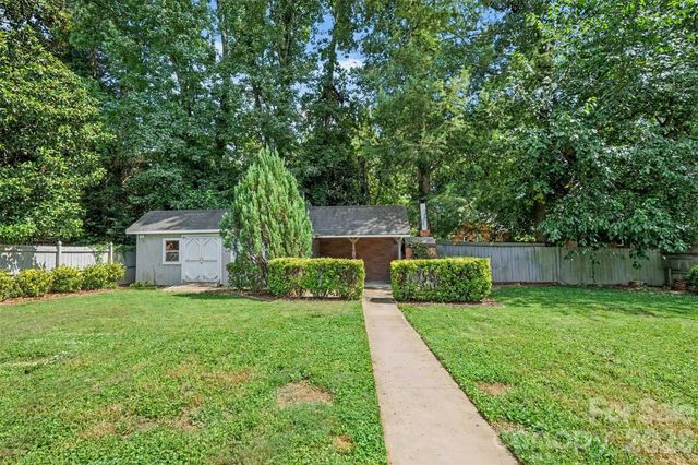 5734 Faulconbridge Road, Charlotte, NC 28227