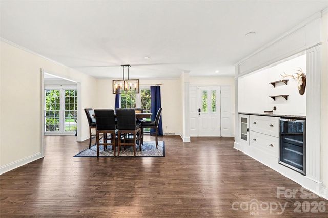 5734 Faulconbridge Road, Charlotte, NC 28227