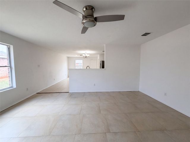 1120 Beaverwood Lane, Crowley, TX 76036
