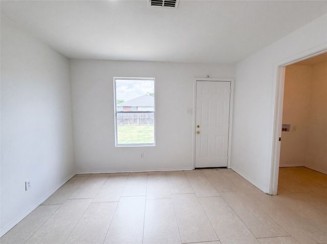 1120 Beaverwood Lane, Crowley, TX 76036