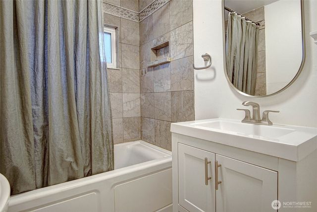 10026 4th Avenue SW, Seattle, WA 98146