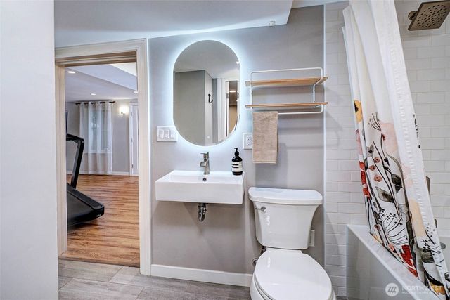 10026 4th Avenue SW, Seattle, WA 98146