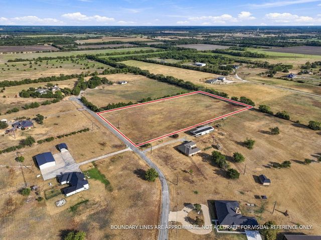 177 Country Place Lane, Van Alstyne, TX 75495