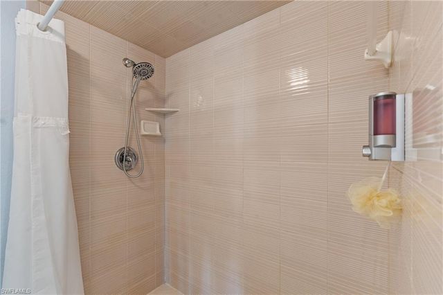 4230 SE 20th PL 302, Cape Coral, FL 33904