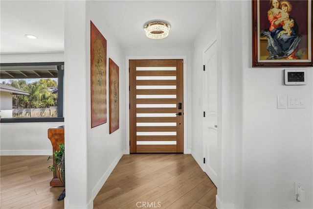 5164 N Faris Lane, Woodland Hills, CA 91364