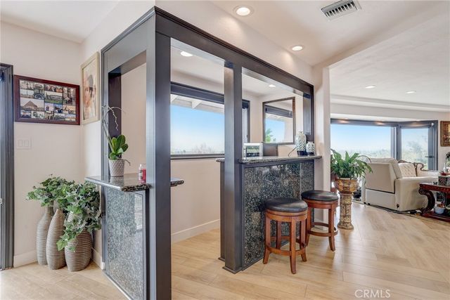 5164 N Faris Lane, Woodland Hills, CA 91364