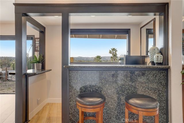5164 N Faris Lane, Woodland Hills, CA 91364