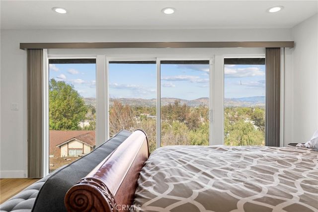 5164 N Faris Lane, Woodland Hills, CA 91364