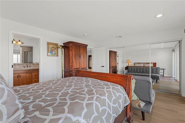 5164 N Faris Lane, Woodland Hills, CA 91364