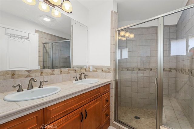 5164 N Faris Lane, Woodland Hills, CA 91364