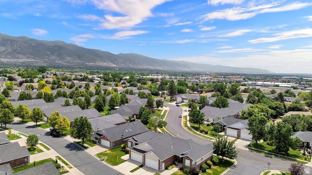 1155 W 2325 N, Layton, UT 84041