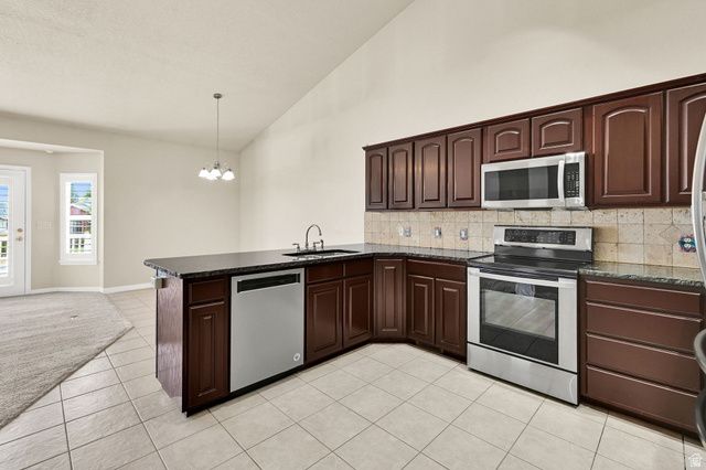 1155 W 2325 N, Layton, UT 84041