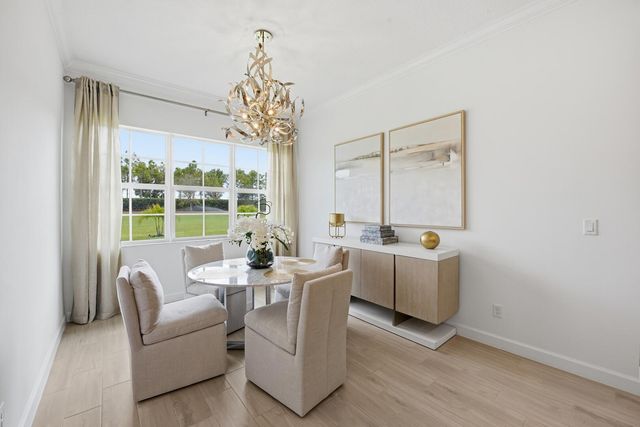 732 Hookline Circle, Loxahatchee, FL 33470