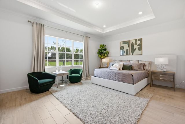 732 Hookline Circle, Loxahatchee, FL 33470