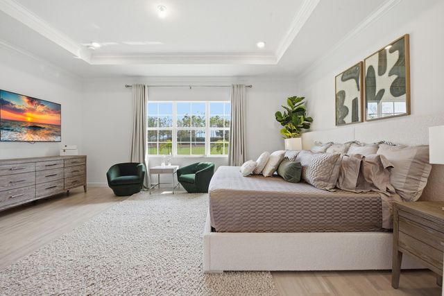 732 Hookline Circle, Loxahatchee, FL 33470