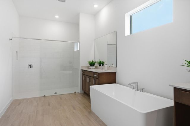 732 Hookline Circle, Loxahatchee, FL 33470