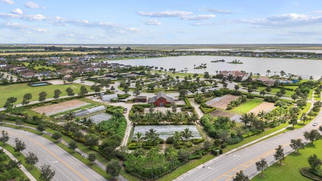 732 Hookline Circle, Loxahatchee, FL 33470