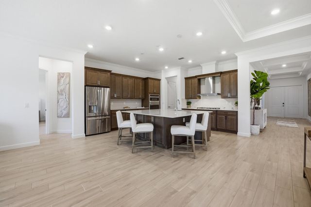 732 Hookline Circle, Loxahatchee, FL 33470