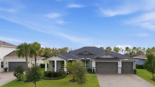 732 Hookline Circle, Loxahatchee, FL 33470
