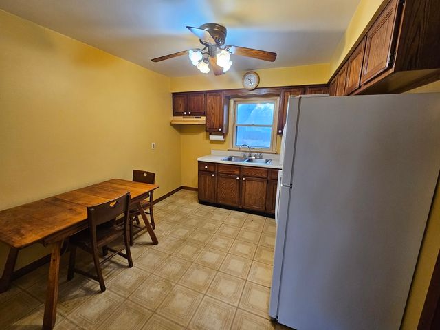 4804 Willow Lane, Mchenry, IL 60050