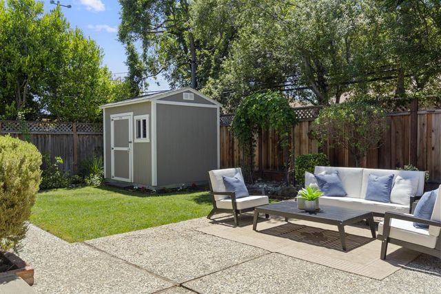 1128 Hawthorne Drive, San Mateo, CA 94402