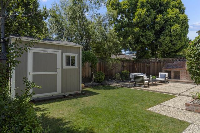 1128 Hawthorne Drive, San Mateo, CA 94402