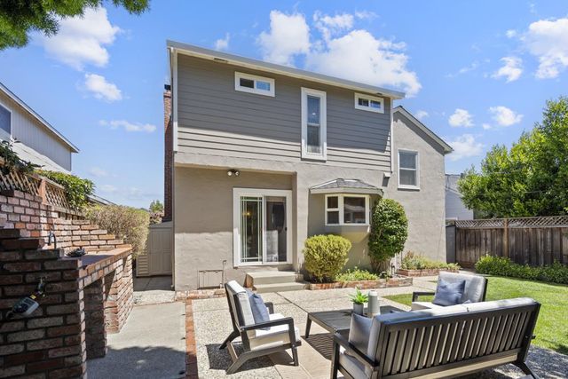 1128 Hawthorne Drive, San Mateo, CA 94402