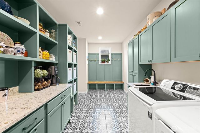 14016 188th Avenue Ct E, Bonney Lake, WA 98391