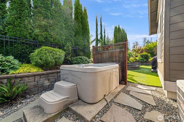 14016 188th Avenue Ct E, Bonney Lake, WA 98391