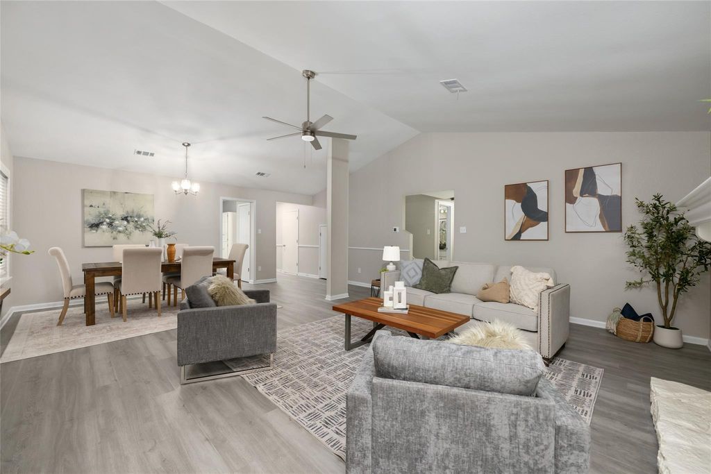 4411 Cumbria LN, Austin, TX 78727