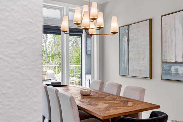 8126 Oakridge Dr, Baton Rouge, LA 70810