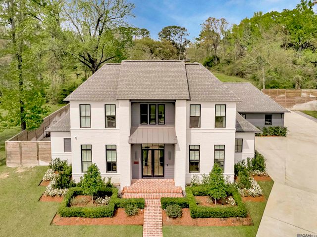 8126 Oakridge Dr, Baton Rouge, LA 70810