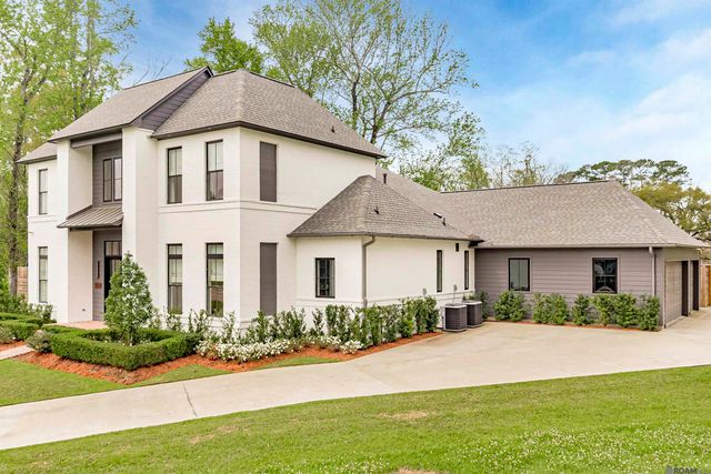 8126 Oakridge Dr, Baton Rouge, LA 70810