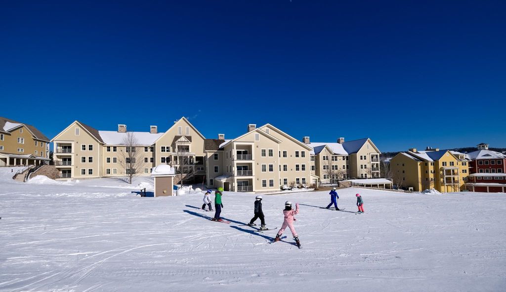 714 716 Qiii Jackson Gore Adams House Road 714 716 Qiii, Ludlow, VT 05149