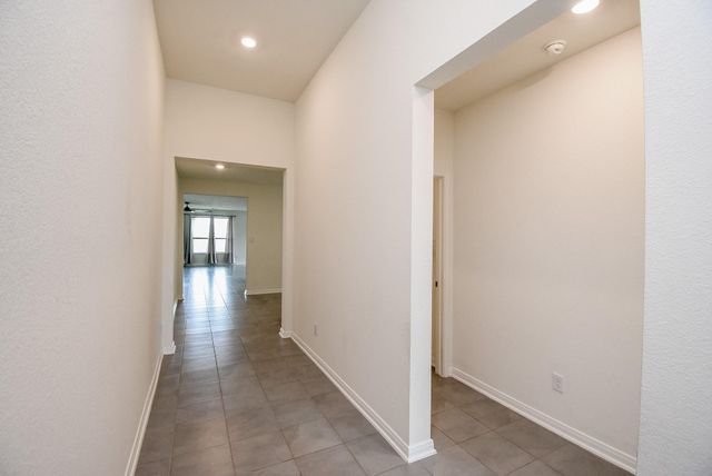 1003 Haven Hill Ln, La Marque, TX 77568