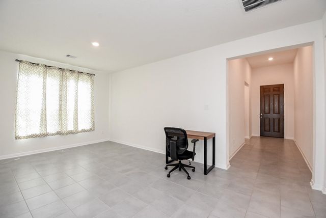 1003 Haven Hill Ln, La Marque, TX 77568