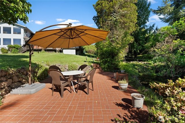 1706 S Sunset Drive, Tacoma, WA 98465