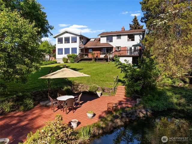 1706 S Sunset Drive, Tacoma, WA 98465