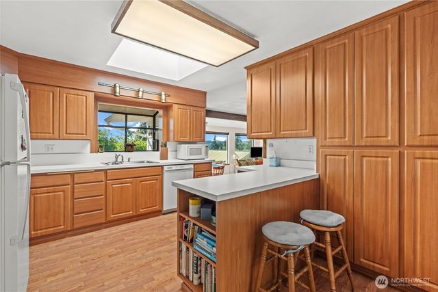 1706 S Sunset Drive, Tacoma, WA 98465