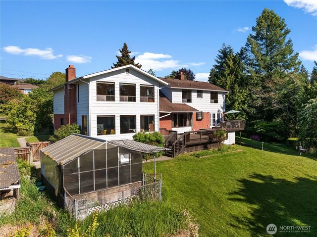 1706 S Sunset Drive, Tacoma, WA 98465
