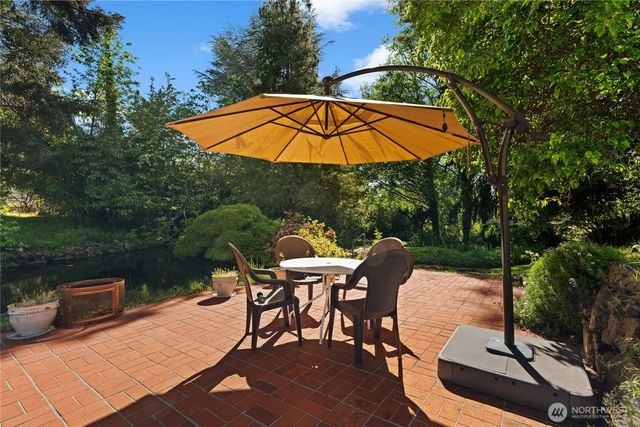 1706 S Sunset Drive, Tacoma, WA 98465