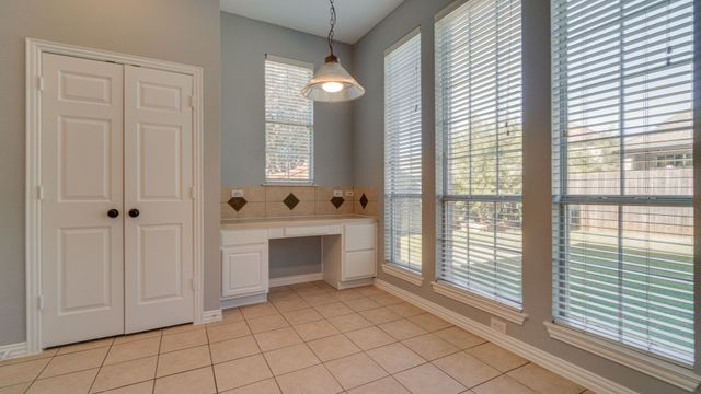 4008 Kenwood Drive, Flower Mound, TX 75022