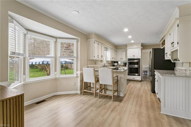 79 Queens CT, Newport News, VA 23606