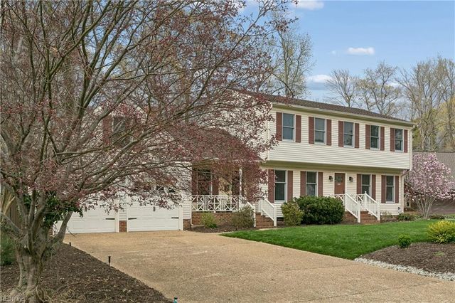 79 Queens CT, Newport News, VA 23606