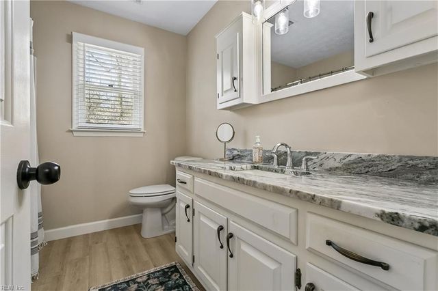 79 Queens CT, Newport News, VA 23606