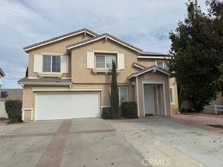 2401 W Avenue P12, Palmdale, CA 93551