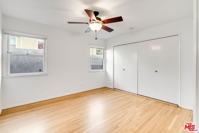 6012 S Kings Road, Los Angeles, CA 90056