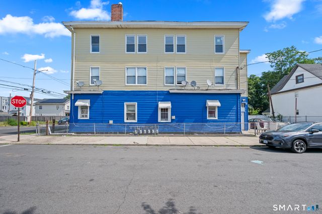 1220 Pembroke Street, Bridgeport, CT 06608