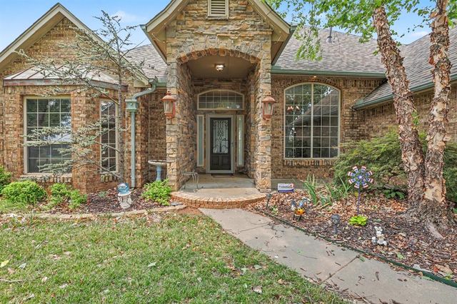 15215 Coral Creek Lane, Oklahoma City, OK 73165